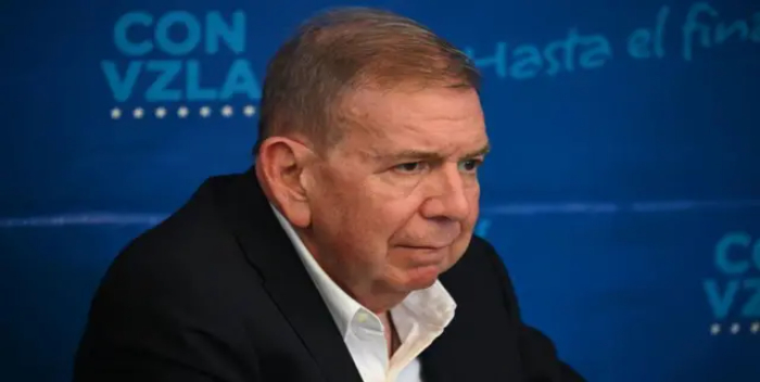 Edmundo González aclara que no fue coaccionado por España en su exilio ...